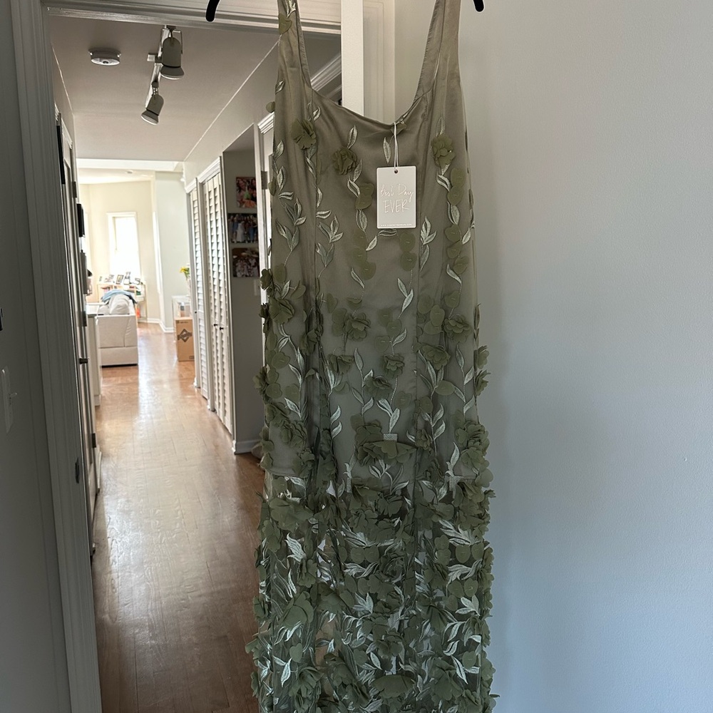 BRAND NEW Show Me Your MuMu Stephanie Dress Moss Green 3D